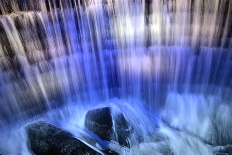 Electric Waterfall Its Hard To Improve On Nature But Some Flickr