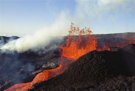 Hawaiis Volcanic Hot Spot
