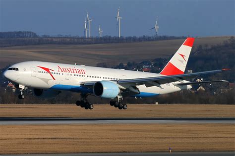 Aua Neue Jobs Und Mehr Passagiere Durch 5 Triple Seven Austrian Wings