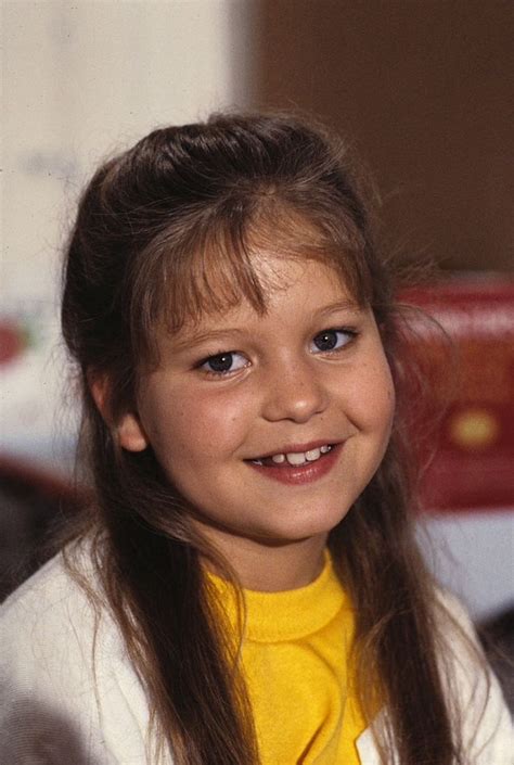 Early in its run, full house received awful reviews for being too cheesy, but it still became a popular favorite with audiences, even as the reviews remained negative throughout its run. Pin by ben keenan on Dj tanner | Full house, Full house ...