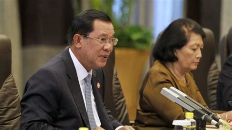 Cambodias Pm Hun Sen Confirms Controversial Agreement To Resettle
