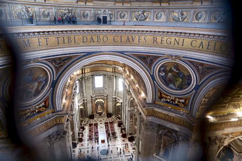 It was at ospb that charlemagne was crowned the emperor of the holy roman empire in on christmas day in 800. St Peters Dome - top tips for climbing it and what to expect