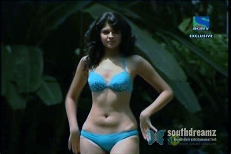 Deeksha Seth Hot In Bikini Deeksha Seth Hot Sexy Latest Stills Deeksha Seth Hot Pics Movies