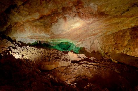 Grand Canyon Caverns The Grand Canyon Caverns Located Jus Flickr
