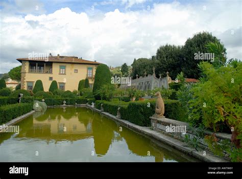 Gardens Of The Villa Gamberaia At Settignano Italy Stock Photo Alamy