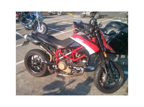 The hypermotard comes with dual disc front brakes and disc rear brakes along with abs. Dual Sport Motorcycles for sale in Portland, Oregon
