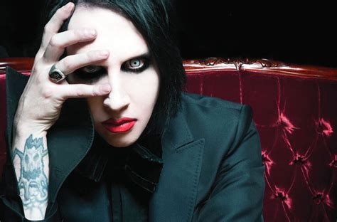 Marilyn Manson Quit Absinthe During Broken Leg Recovery Larockaforte