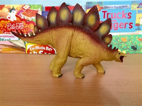 Khủng Long Stegosaurus Mô Hình Safari Ltd Sách Tiếng Anh Cho Bé