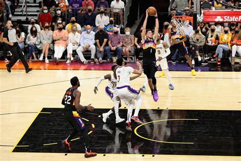 NBA Playoffs: Booker shines as Suns sink Lakers | Cebu Daily News