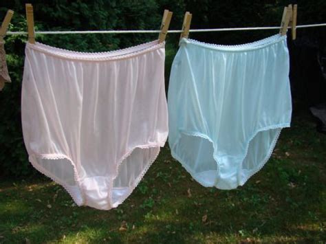 Les 787 Meilleures Images Du Tableau Panties Sur Pinterest Coiffeuses Culottes Mamie Et