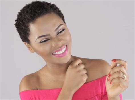 Kedjevara, papa na raphael feat. Chidinma, la célèbre chanteuse nigériane dévoile enfin son ...