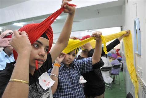 Youngsters Vie For Top Spot At Turban Tying Contest On Baisakhi In