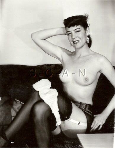 Original Vintage S S Nude Rp Well Endowed Woman Panties Stockings My Xxx Hot Girl