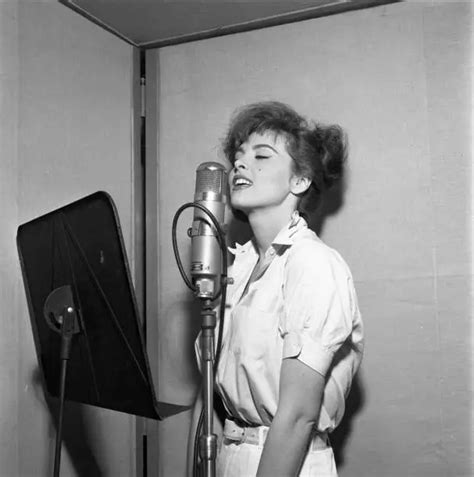 Tina Louise Records Her Only Album It S Time For Tina 1957 Old Photo 2