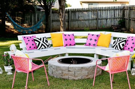 Diy firepit and seating area: Ana White | DIY Curved Fire Pit Bench - Featuring A Beautiful Mess - DIY Projects