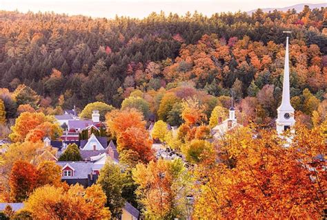 This Beautiful New England Town Is One Of The Best Fall Foliage