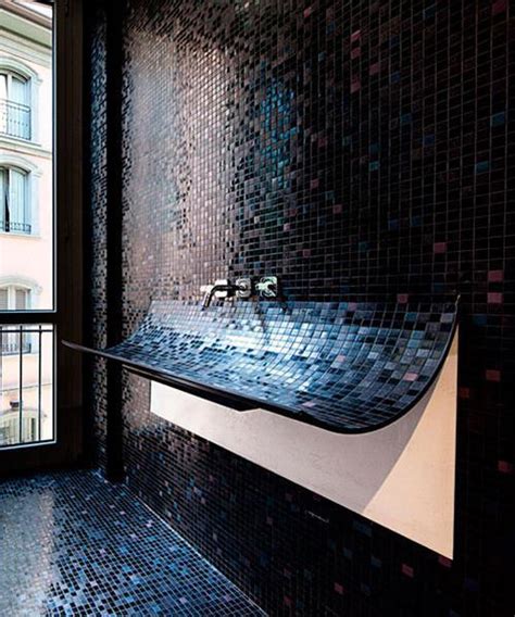 Beautiful Bathroom Sinks Decorated With Mosaic Tiles