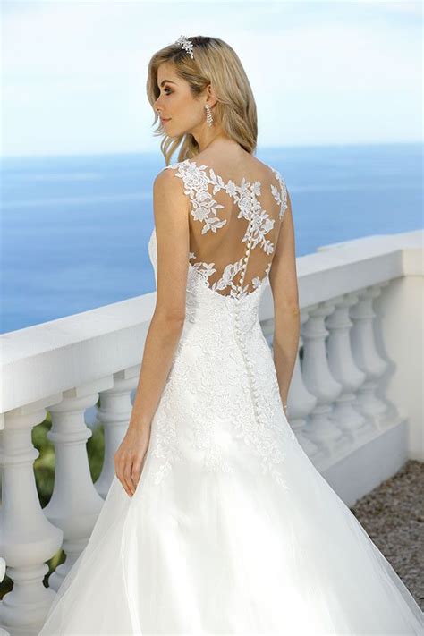 Brautkleider und weitere kleidung und accessoires für damen. Ladybird - 418017 | Brautkleider 2018, Hochzeitskleid ...