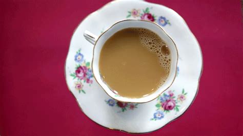 Art of tea explores history, types being an engaged crew of tea educators, we have been fortunate enough to receive many wonderful insights on tea from its history. Tea Tuesdays: The Chemis-Tea Of Pouring The Perfect ...