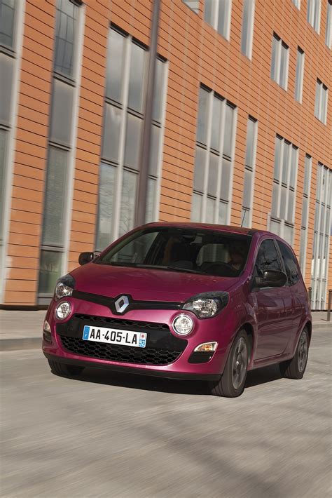 Der neue renault twingo wird trotz zweier türen zusätzlich günstiger als der vorgänger. RENAULT Twingo specs & photos - 2011, 2012, 2013, 2014 ...