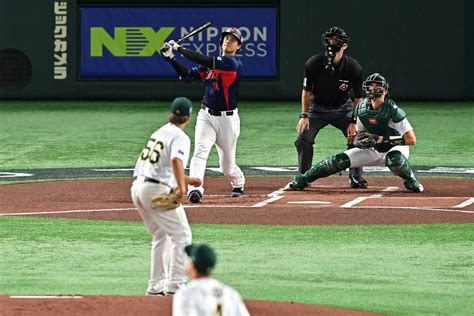 Watch Japanese Fans Share Shohei Ohtanis Home Run Ball Insidehook