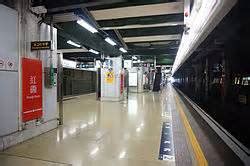 沙田至中環綫，簡稱沙中綫（shatin to central link，代號scl），是港鐵建造中的重鐵路綫，由「大圍至紅磡段」（tai wai to hung hom section）和「紅磡至金鐘段」（hung hom to admiralty section）組成。 沙中線石屎漿流入路軌 U港鐵紅磡站列車受阻 - 新傳網