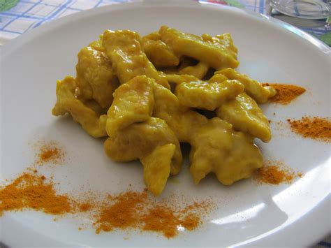 Check spelling or type a new query. Pollo alla curcuma - Fatti prendere per la gola