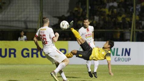 Live streaming, info jadwal, highlight, dan full match pertandingan bola di vidio. Persija vs Barito Putera di Piala Menpora, Djanur : Mereka ...