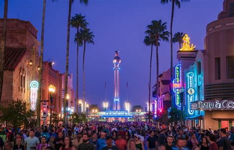 Rise of the resistance is one of the biggest new rides disney has seen in a long time. Rope Drop Dilemma: Star Wars Rise of Resistance Report ...