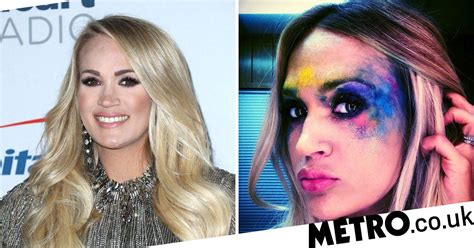 Carrie Underwood Confidently Shows Off Lip Scar After Scary Fall Metro News