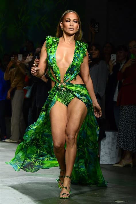 Jennifer Lopez Wore A New Green Dress On The Versace Runway Popsugar