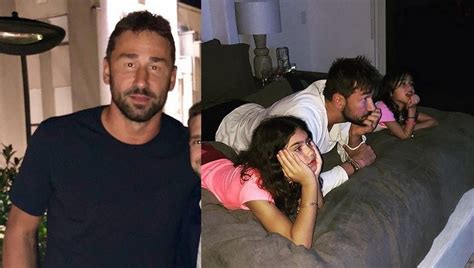 Adriana lima ile olan evliliğiyle konuşulan marko jaric aynı zamanda i̇talya şampiyonluğunu iki farklı takımla kazanan tek basketbol oyuncusudur. Adriana Lima Family: Husband, Kids, Siblings, Parents -BHW