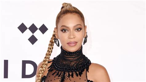 Beyonce Strips Down In Her Most Daring Photoshoot Yet HELLO