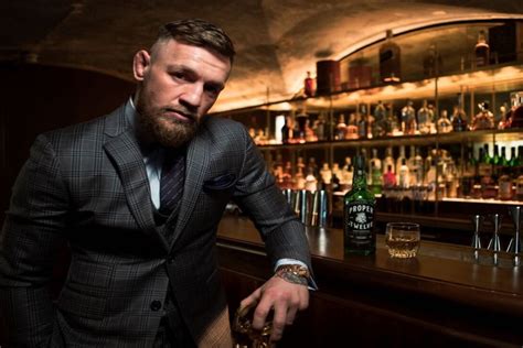 His whiskey is on the market to compete with jameson. Conor McGregor presentó su nueva línea de whisky