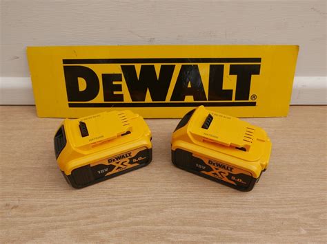Pair Of Brand New Dewalt Dcb184 18v 5 Ah Xr Li Ion Batteries