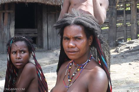 Dani Woman Papua0497