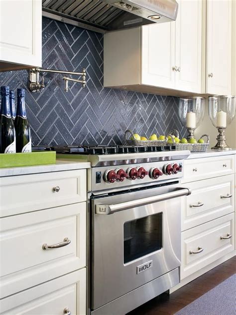 Reinvigorate Your Cooking Space With A Herringbone Kitchen Backsplash