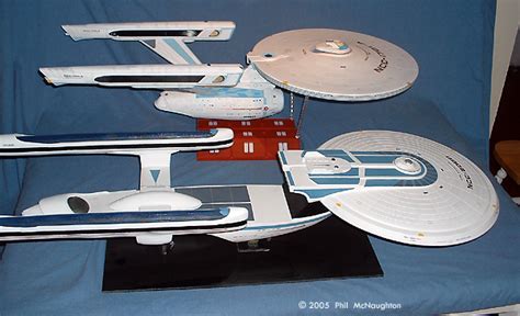 Starship Modeler Polar Lights 1350 Refit Enterprise