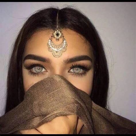 les filles pakistanaises and indiennes sont les plus belles
