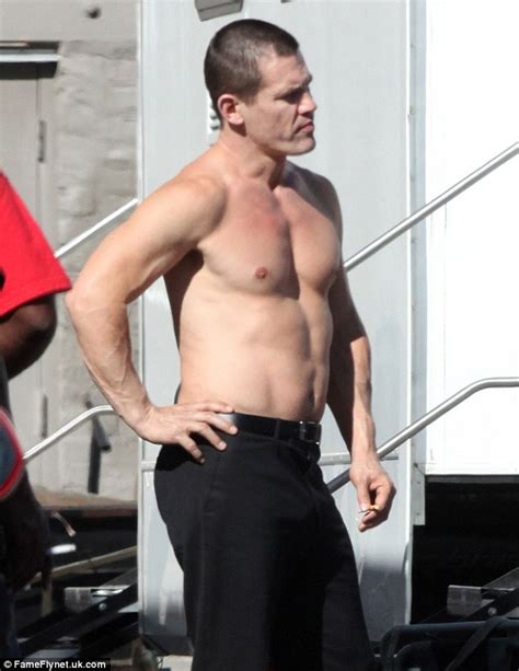 Breath In Topless Josh Brolin Tries To Act Natural As He Hangs Around Showing Off His Six Pack