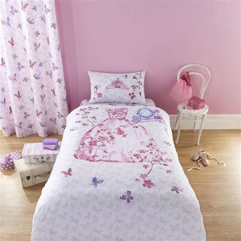 Kids bedding set further consist of quilts and comforters. Glamour Princess Bedding Set - Multi | IWOOT