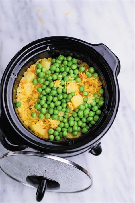 Slow cooker spiced vegetable rice