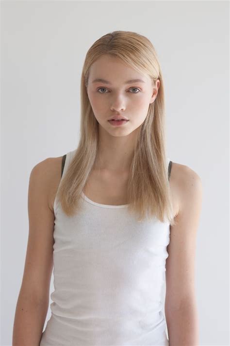 Emma Van Engelen Model Model Polaroids Young Fashion
