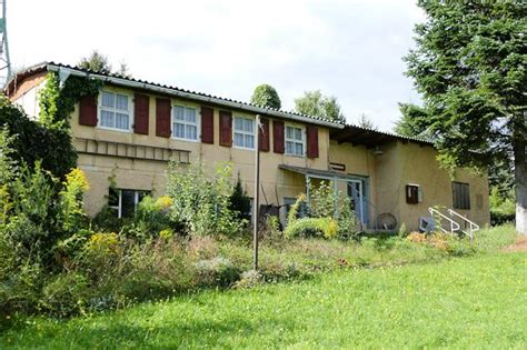 Mit dem mammut im park unterwegs. Weimar Gartengrundstück kaufen vom Immobilienmakler