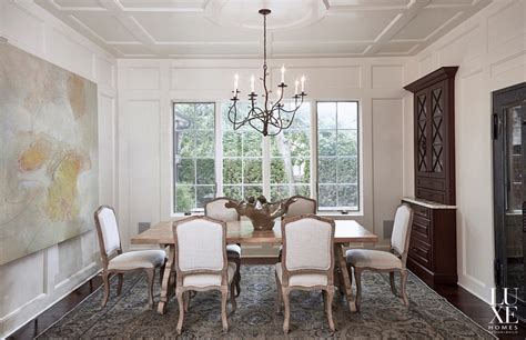 The dining room is the room in a house where people have their meals, or dining room in american english. Formal Dining Room for English Manor Residence - Luxe ...