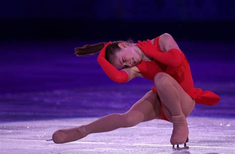 Yulia Lipnitskaya Of Russia Performs During The Figure Skating