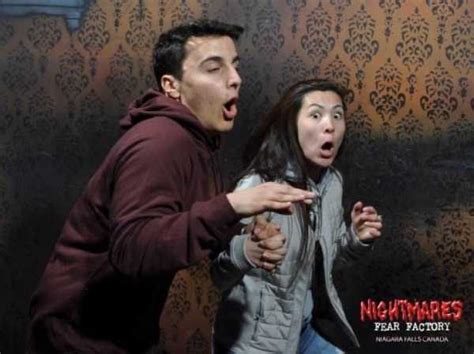 37 Amazingly Funny Haunted House Reactions Klykercom