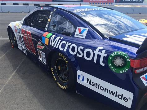 Following the race in kentucky and was replaced by alex bowman at new hampshire and michigan.2526 jeff gordon came out of retirement to replace jr. 2015 NASCAR Sprint Cup Series Paint Schemes - Team #88 ...