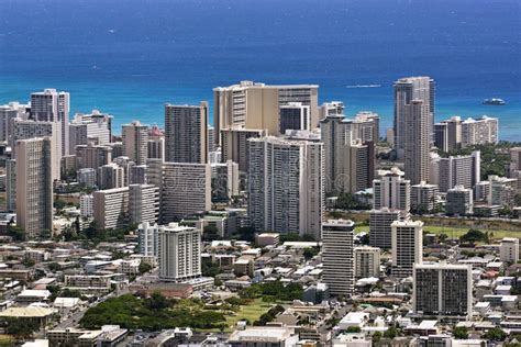 Waikiki Skyline In Hawaii Stock Image Image Of Tropical 35467073