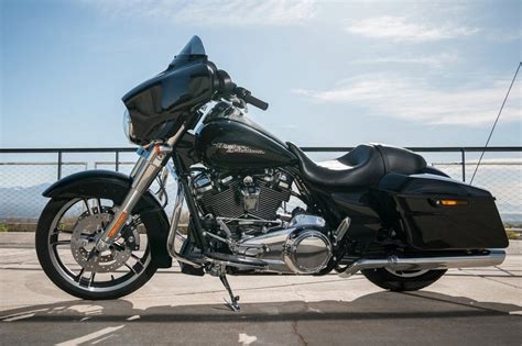Motorcycle touring blog of the western united states and canada. Harley-Davidson Touring Street Glide Prezzo, Scheda ...
